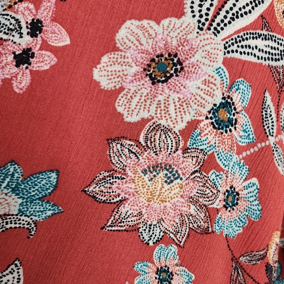 Maurice's Floral Open Front Short Flutter Sleeve Cardigan Women's 1X - Picture 11 of 16